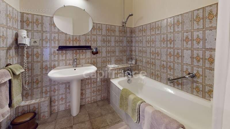 Maison à SAINTE-CECILE