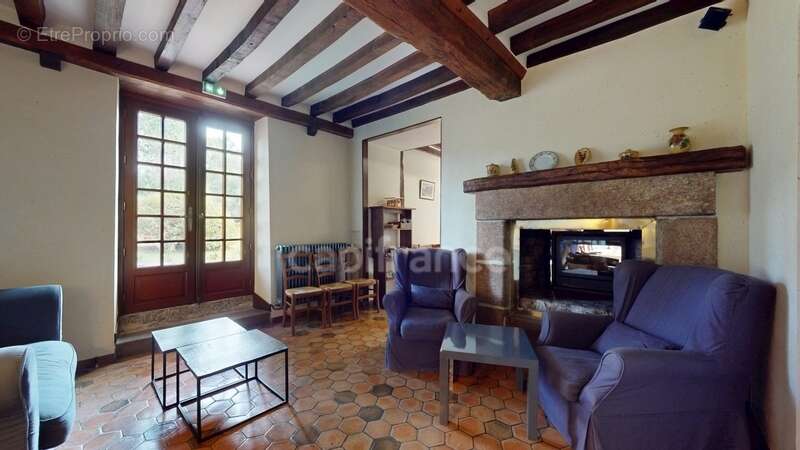 Maison à SAINTE-CECILE