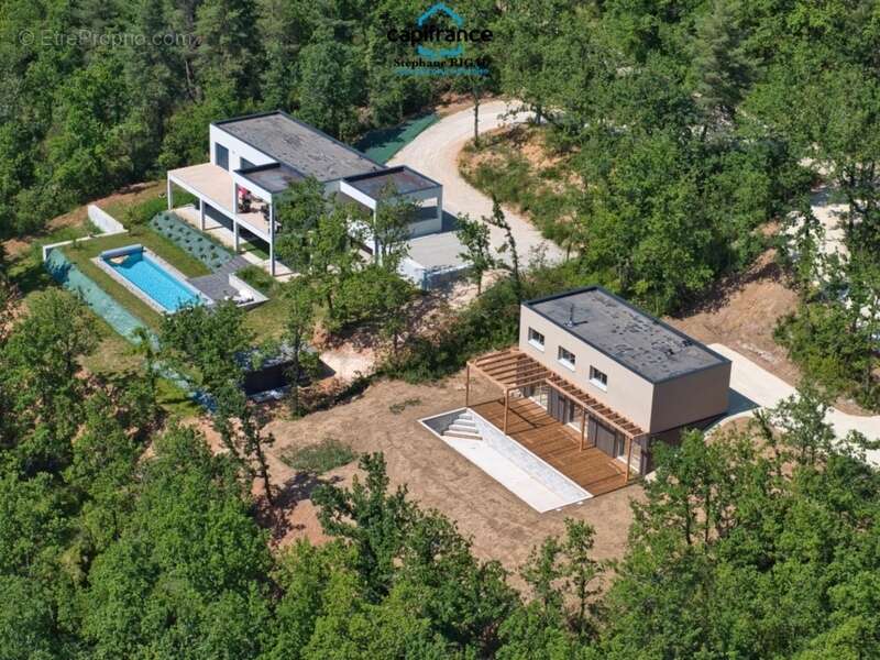 Maison à PUY-L&#039;EVEQUE