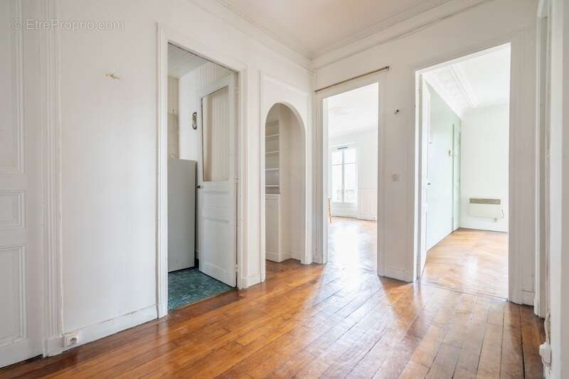 Appartement à PARIS-19E