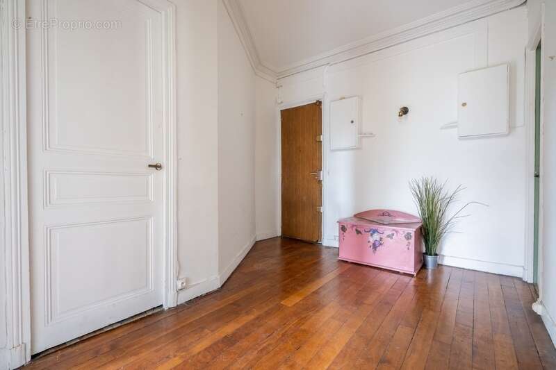 Appartement à PARIS-19E