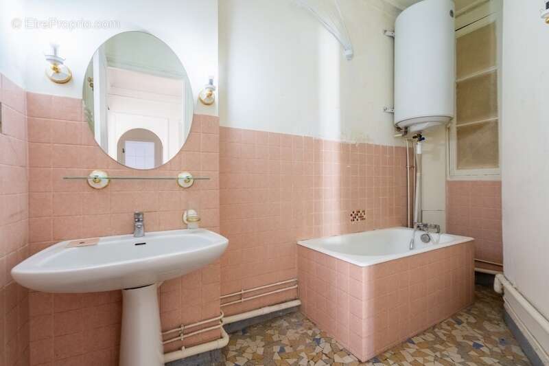 Appartement à PARIS-19E