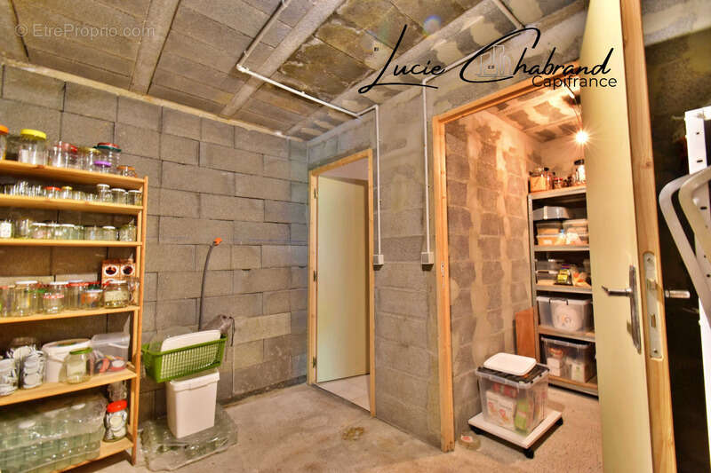 Maison à SAINT-CREPIN