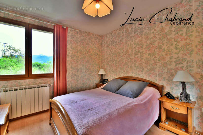 Maison à SAINT-CREPIN