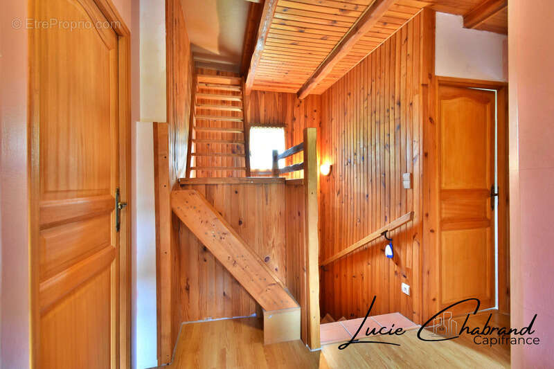 Maison à SAINT-CREPIN