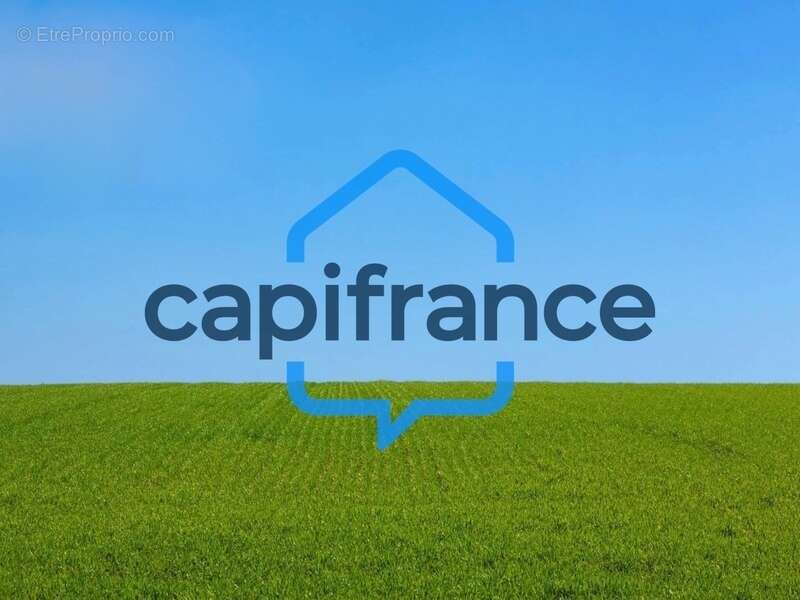 Terrain à SAINT-PIERRE