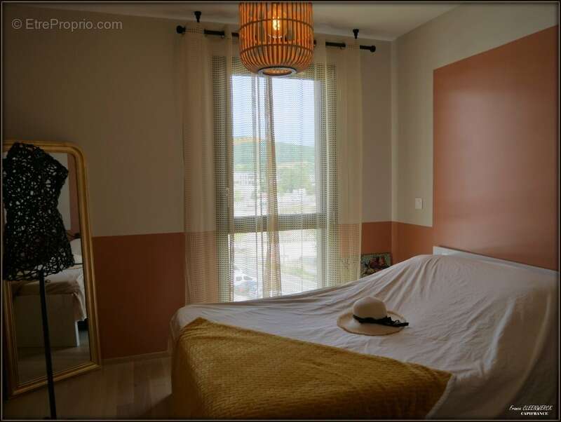 Appartement à PRINGY