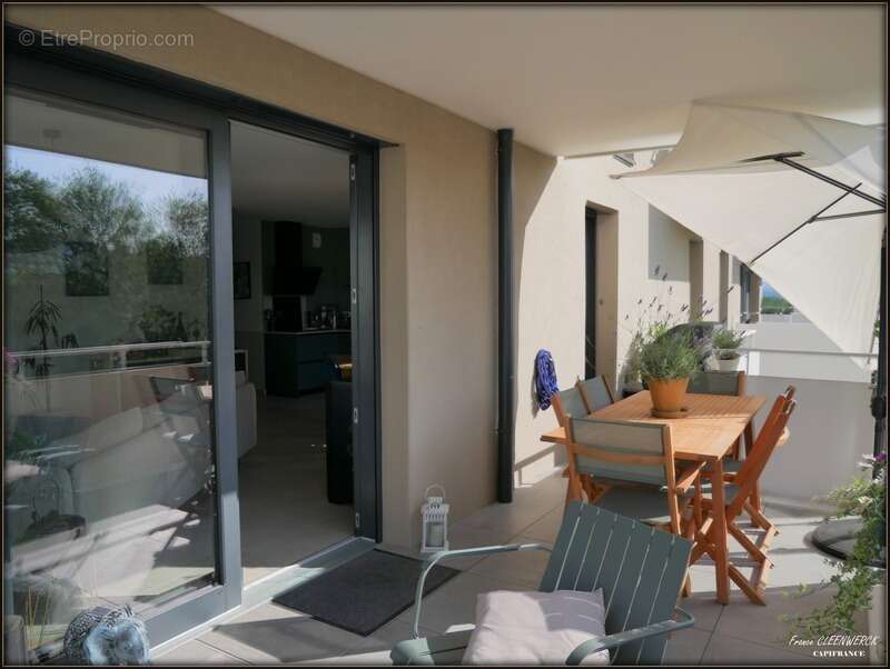 Appartement à PRINGY