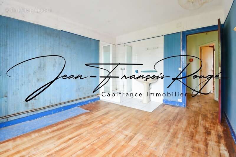 Commerce à QUETTREVILLE-SUR-SIENNE