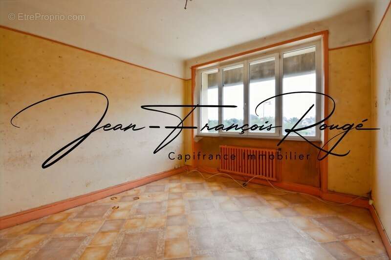 Commerce à QUETTREVILLE-SUR-SIENNE