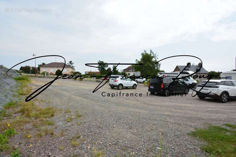 Commerce à QUETTREVILLE-SUR-SIENNE