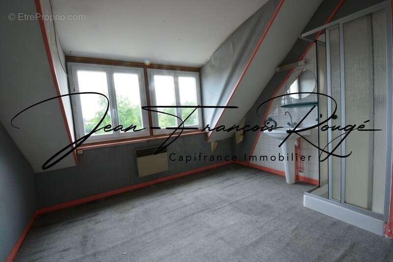 Commerce à QUETTREVILLE-SUR-SIENNE