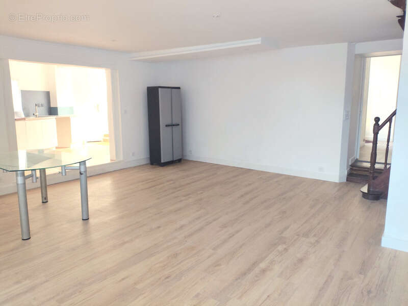 Maison à MORTAGNE-SUR-GIRONDE