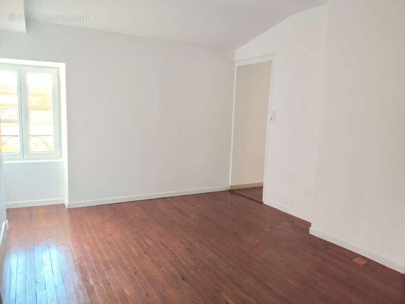 Maison à MORTAGNE-SUR-GIRONDE