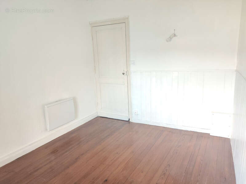 Maison à MORTAGNE-SUR-GIRONDE