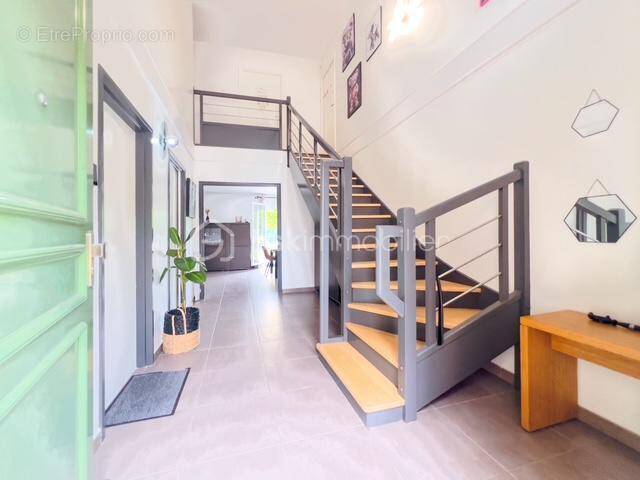 Maison à CHAUMES-EN-BRIE