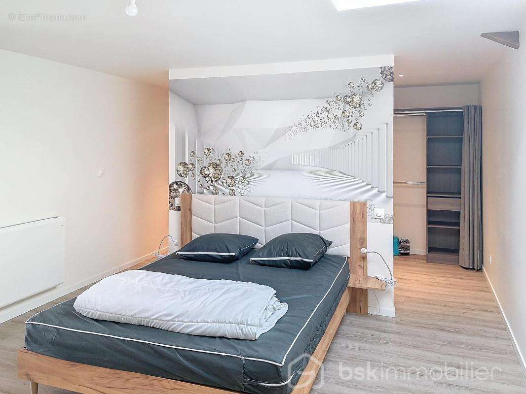 Maison à BELLEVILLE-SUR-VIE