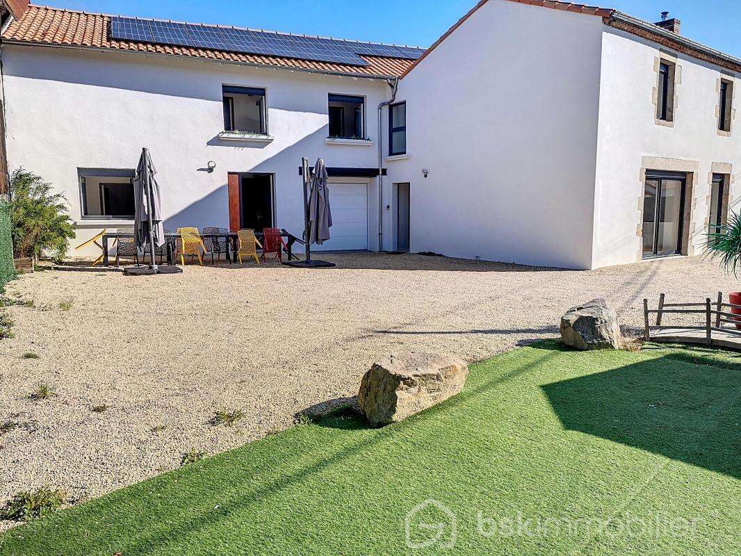 Maison à BELLEVILLE-SUR-VIE