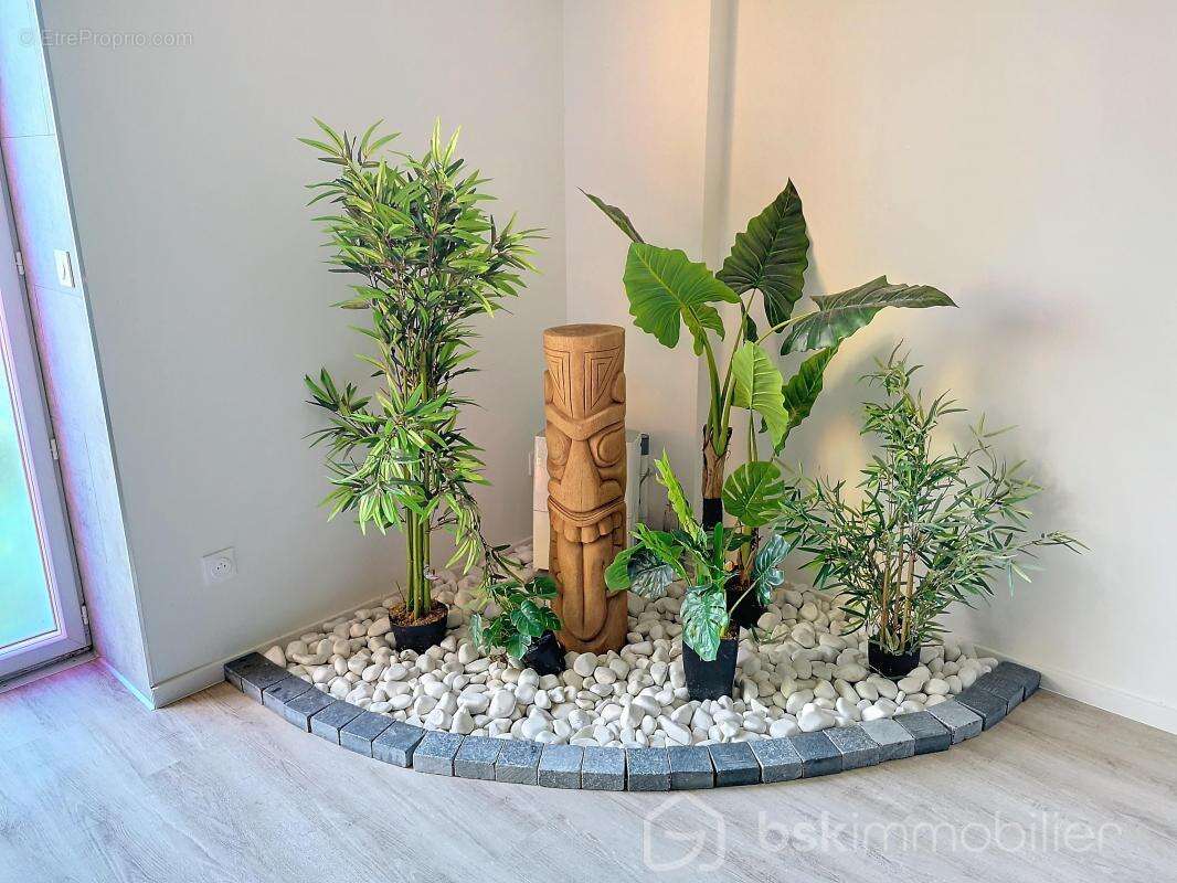 Maison à BELLEVILLE-SUR-VIE