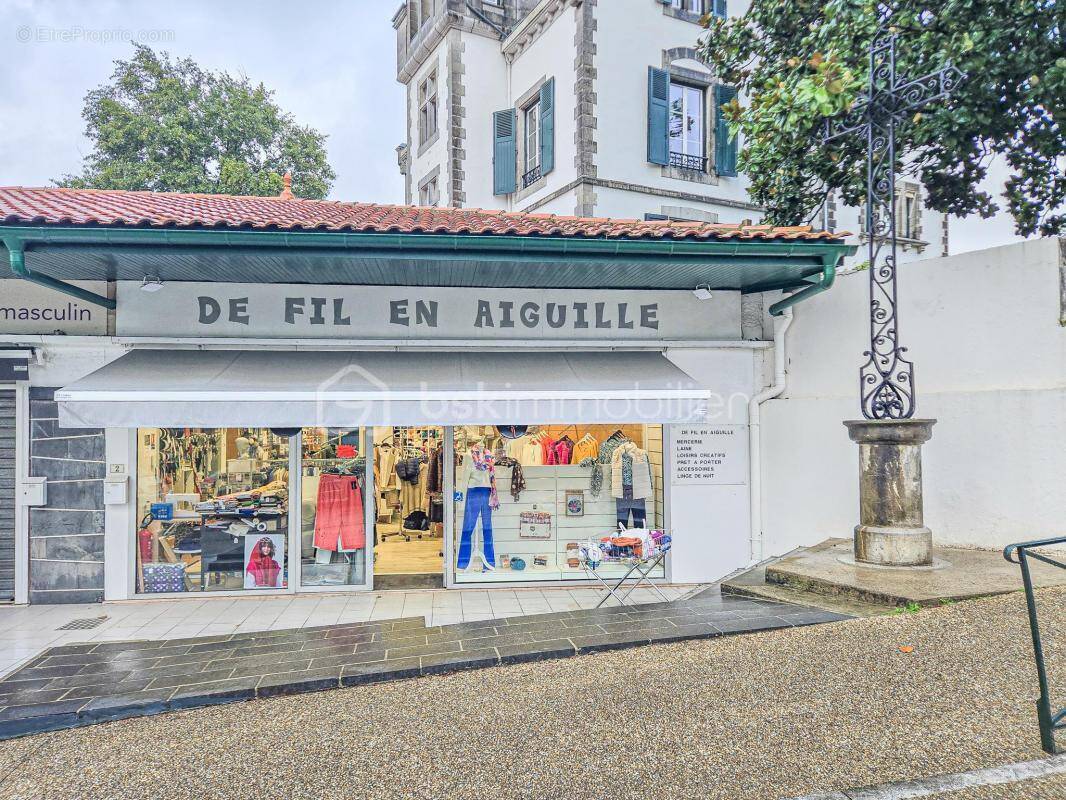 Commerce à CAMBO-LES-BAINS