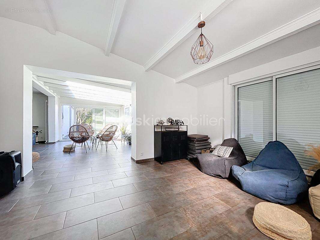 Maison à OZOIR-LA-FERRIERE