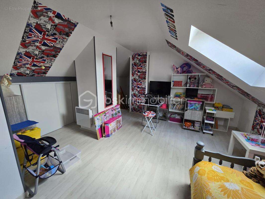 Maison à CERCY-LA-TOUR