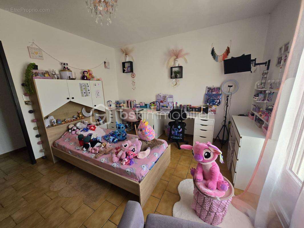 Maison à CERCY-LA-TOUR