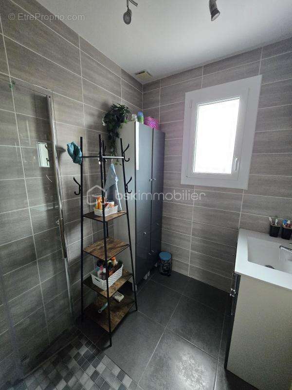 Maison à CERCY-LA-TOUR