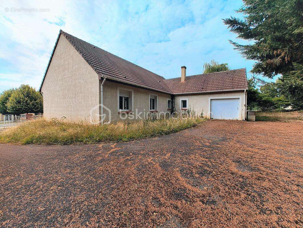 Maison à SAVIGNY-EN-SANCERRE