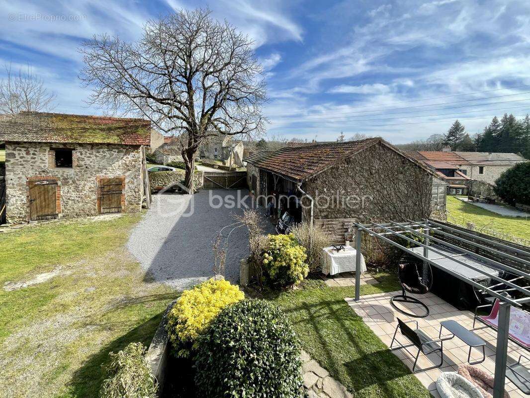Maison à BESSINES-SUR-GARTEMPE