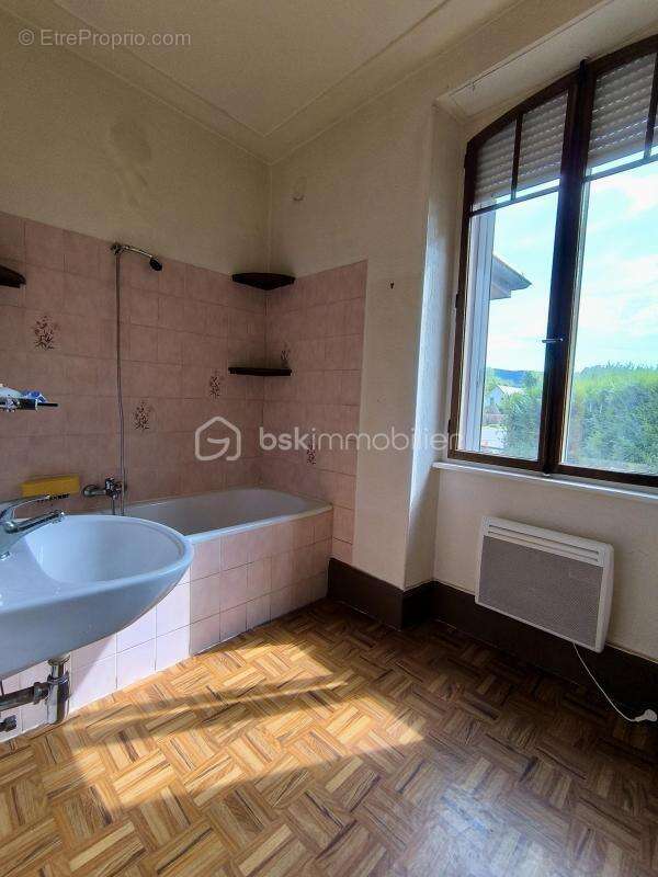 Maison à NIEDERBRUCK