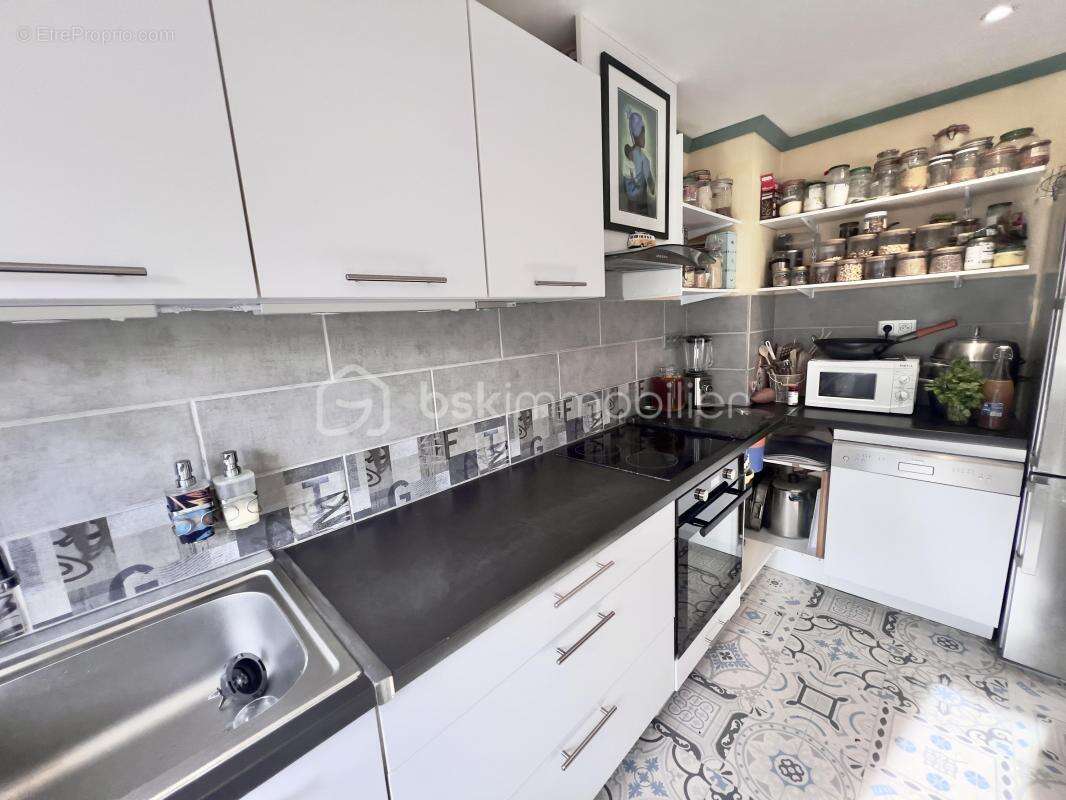 Maison à SAINT-MARTIN-DE-LA-PORTE