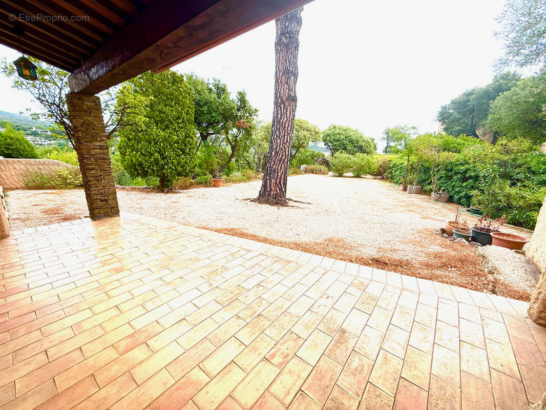 Maison à CAVALAIRE-SUR-MER