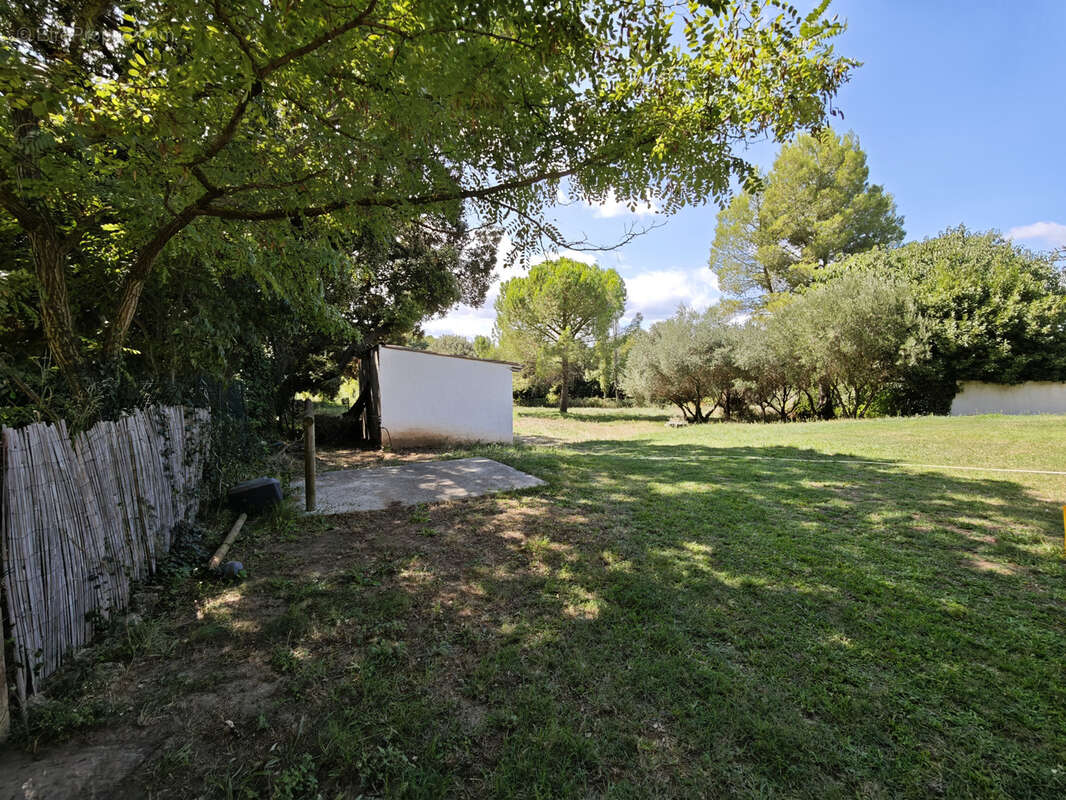 Terrain à LE POUGET