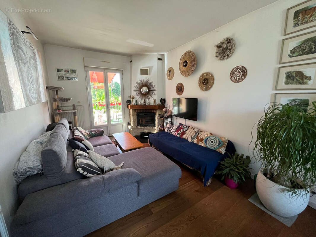 Maison à BROU-SUR-CHANTEREINE