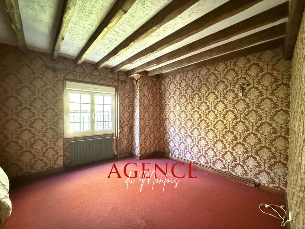 Maison à DONNEMARIE-DONTILLY