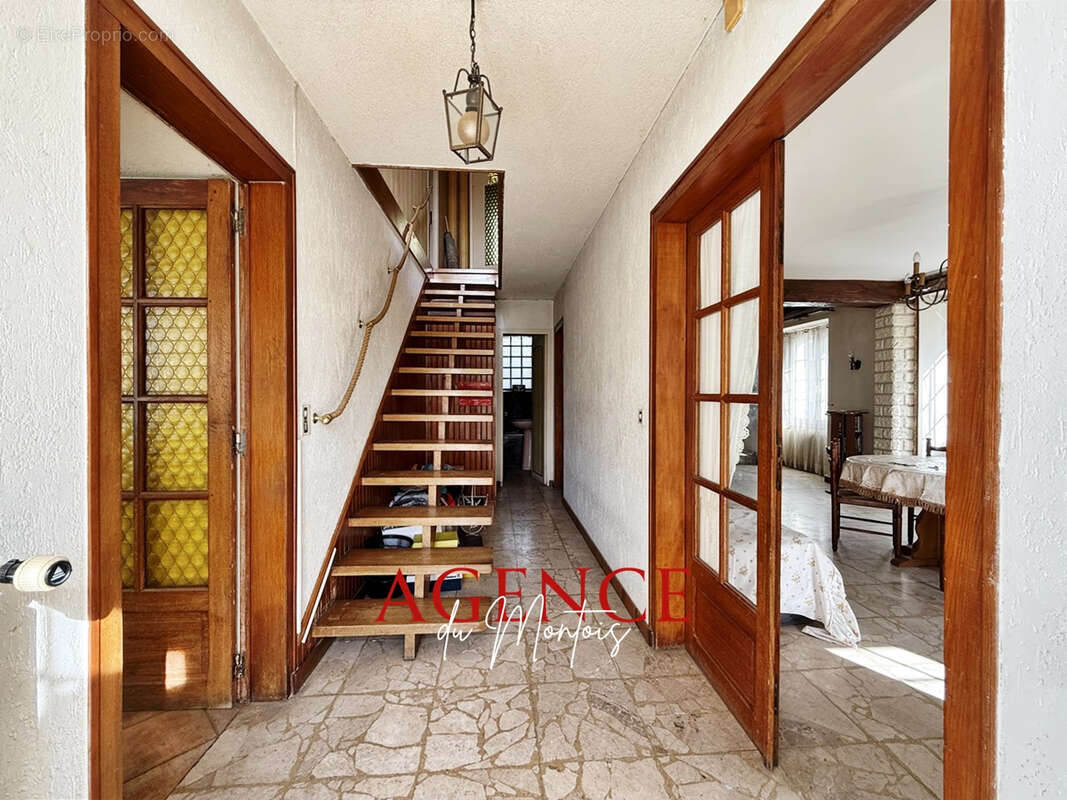 Maison à DONNEMARIE-DONTILLY