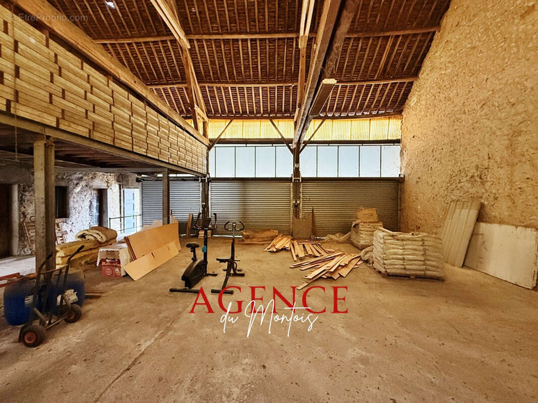 Maison à DONNEMARIE-DONTILLY