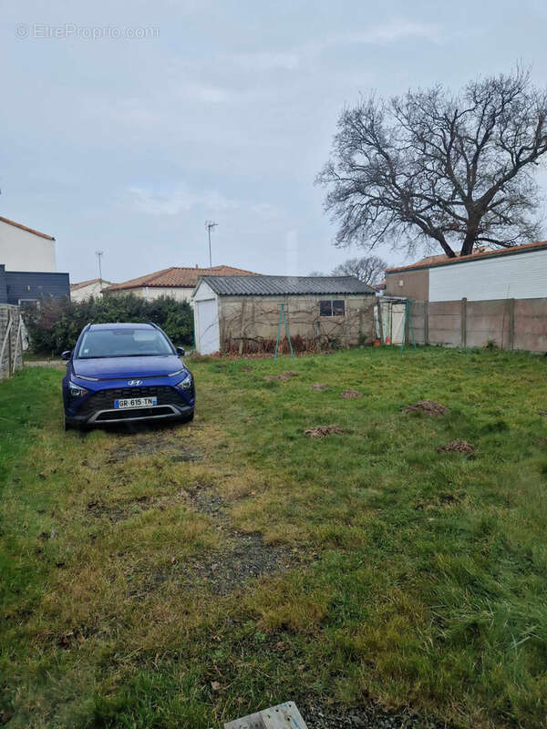 Terrain à LA PLAINE-SUR-MER