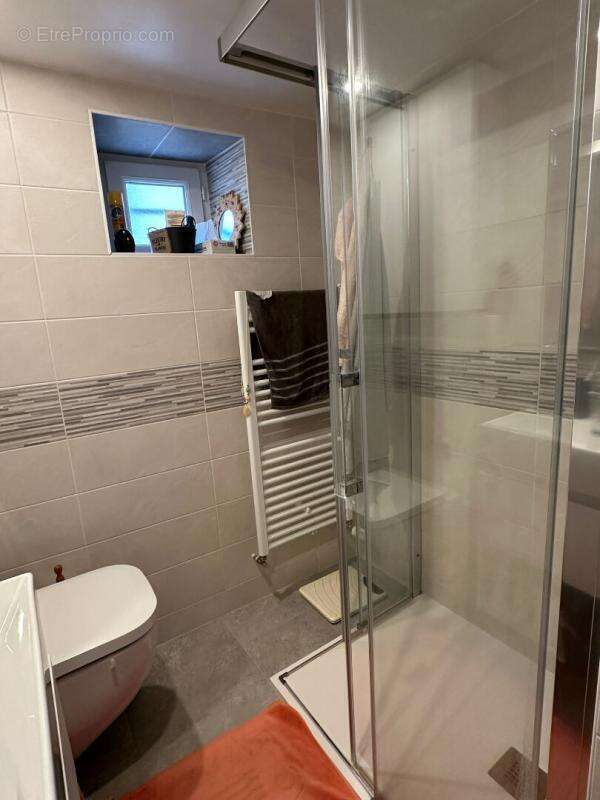 Maison à CONDE-SUR-HUISNE