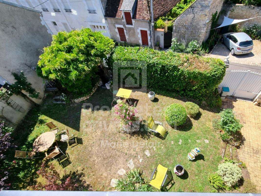 Maison à POUILLY-SUR-LOIRE