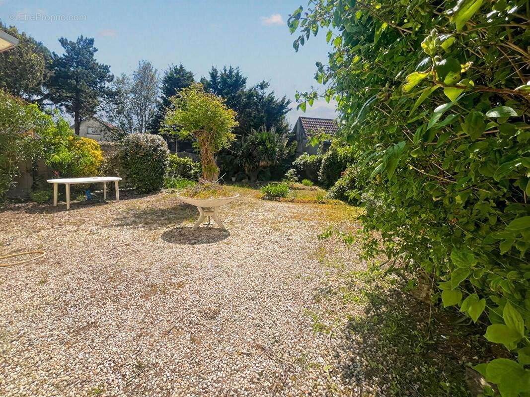 Maison à SAINT-MICHEL-CHEF-CHEF