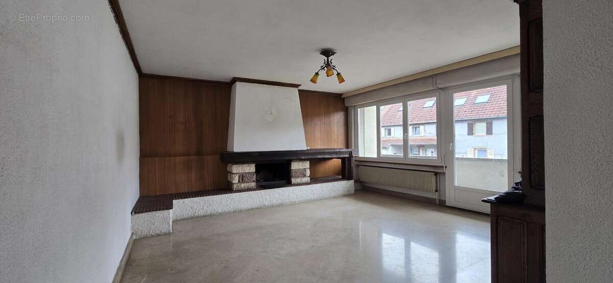 Appartement à BAVILLIERS