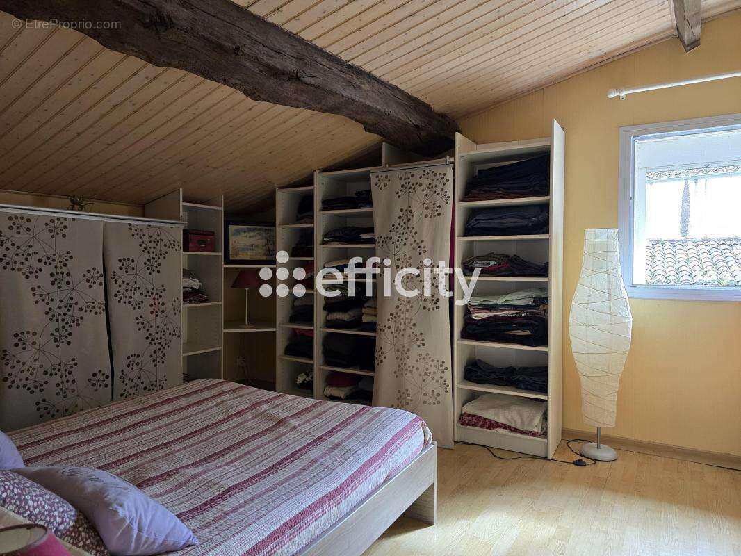 Maison à BUSSAC-SUR-CHARENTE