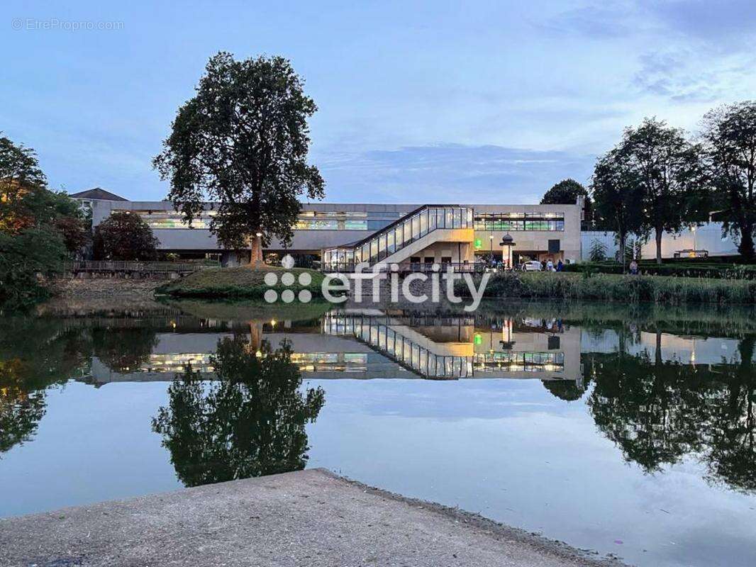 Appartement à LOGNES