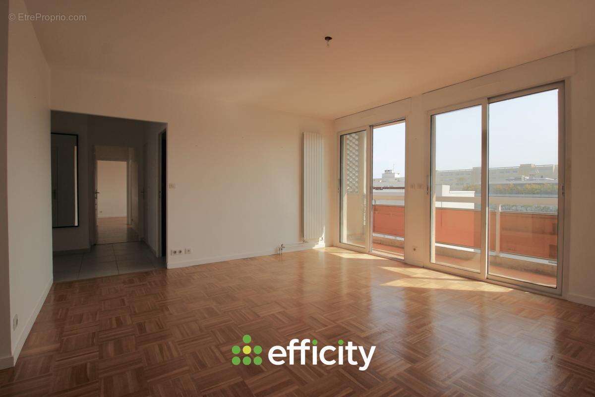 Appartement à LYON-8E