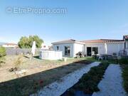 Maison à ROUSSILLON