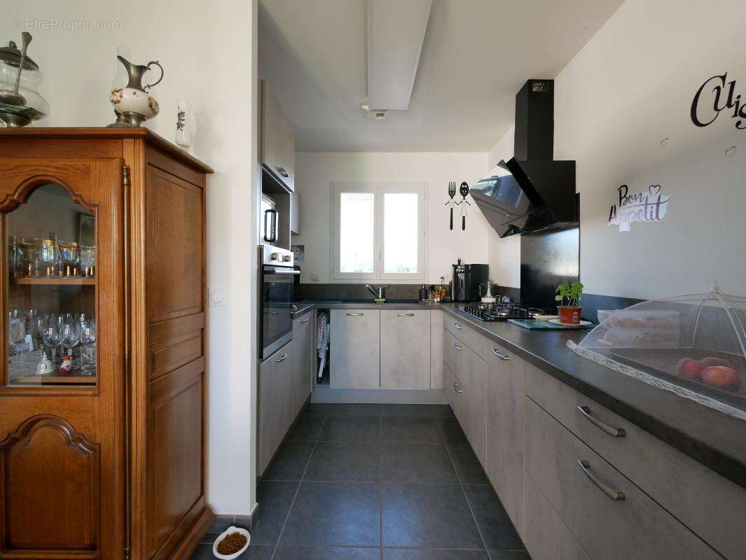 Maison à ROUSSILLON