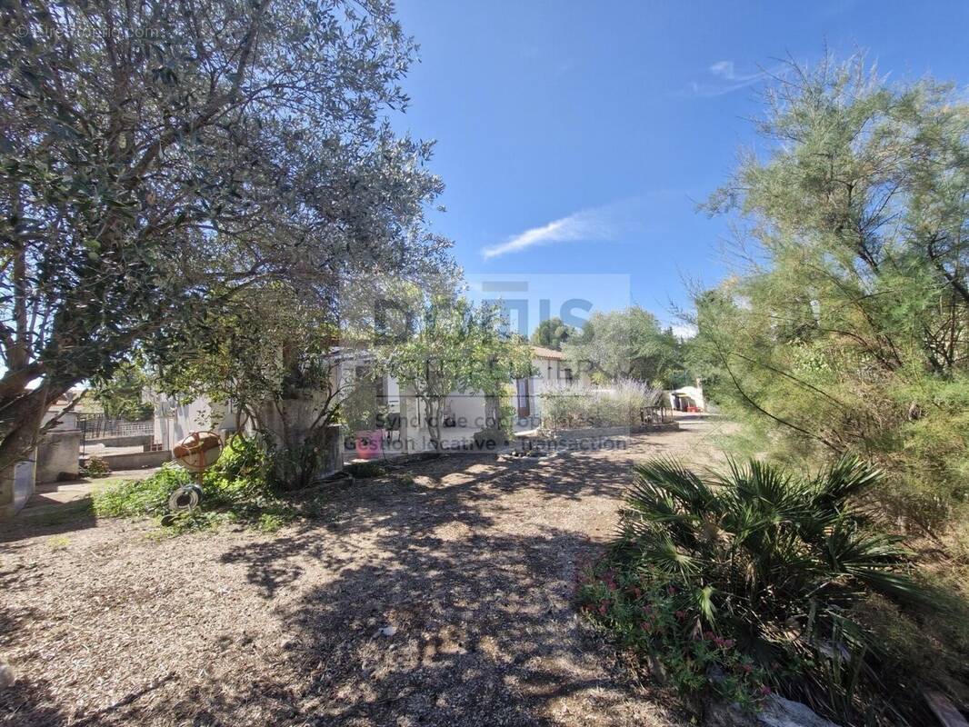 Maison à COURNONTERRAL