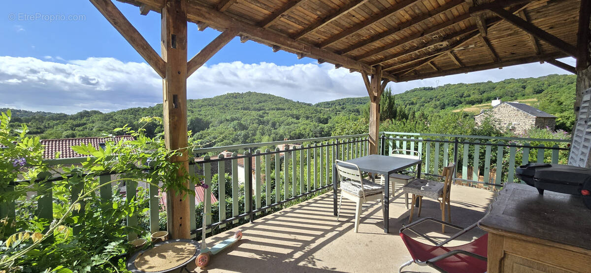 Maison à TOURZEL-RONZIERES